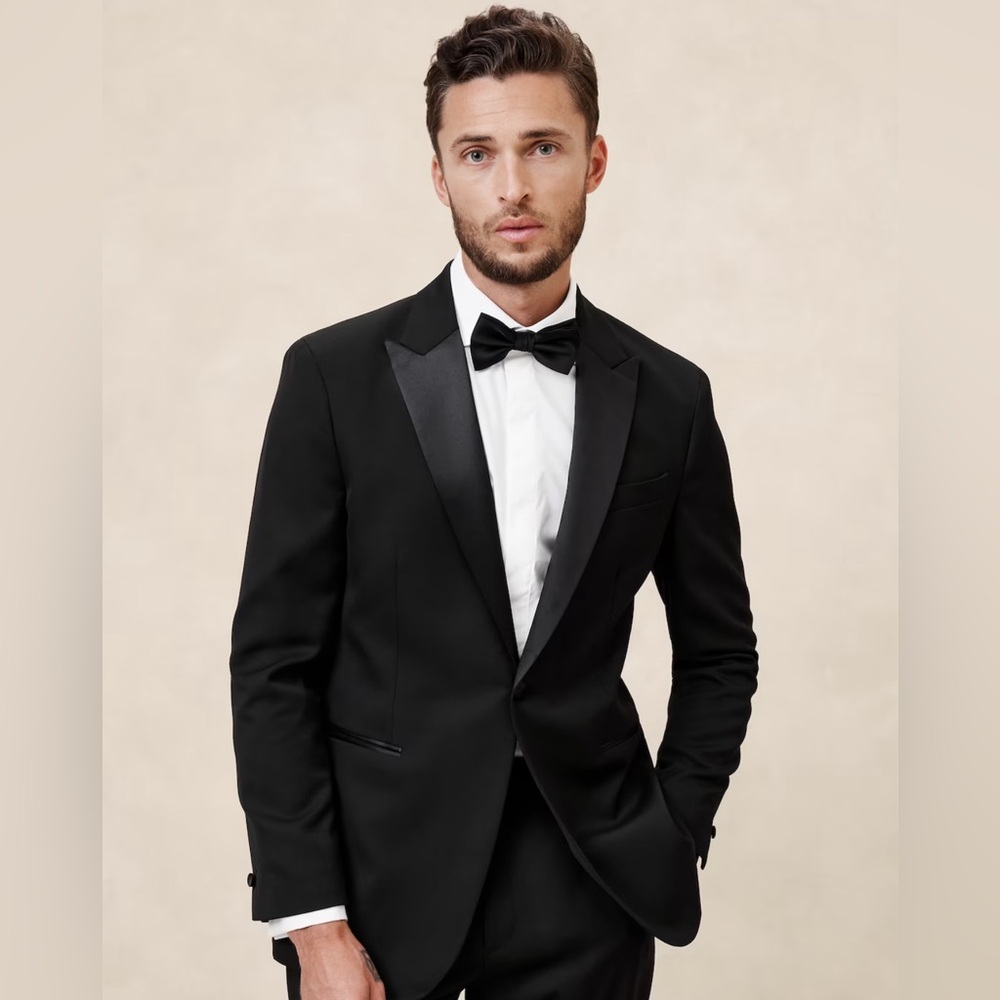 NWT! Banana Republic Men’s TAILORED-FIT LUXE TUXEDO SUIT JACKET - 36 Regular🎸